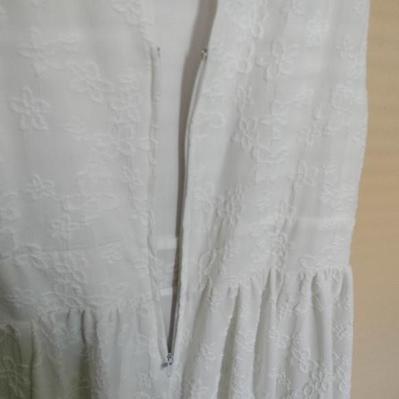 Torrid White Textured Floral Fit Flare Sleeveless Dress 18 Wedding Vacation - Picture 10 of 13